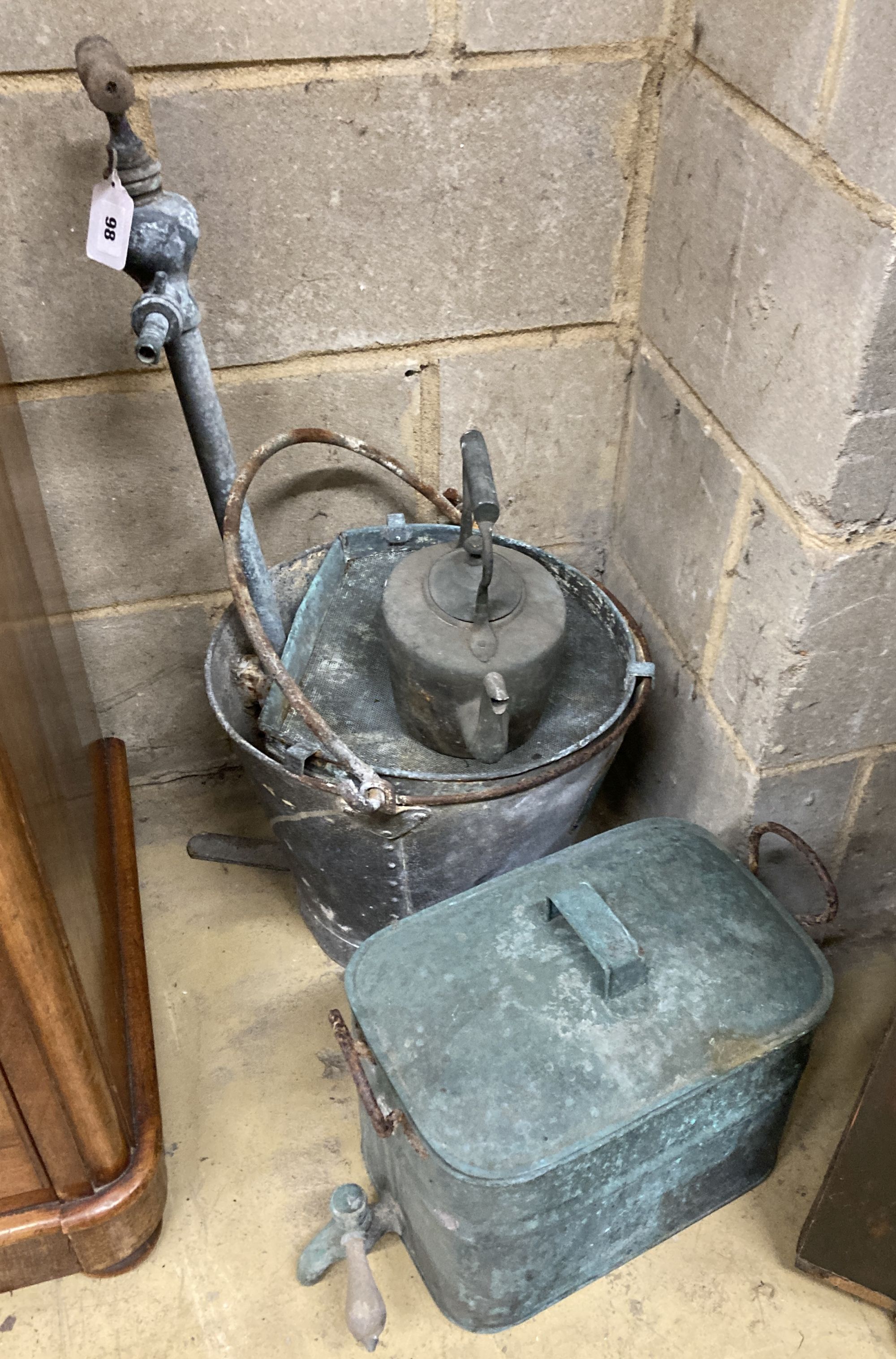 A Victorian copper pan, a kettle and a galvanised spray bucket
